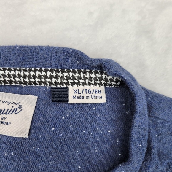 Penguin Shirt Mens Extra Large Crewneck Basic Base‎ Undershirt Original Adult XL - Picture 3 of 7